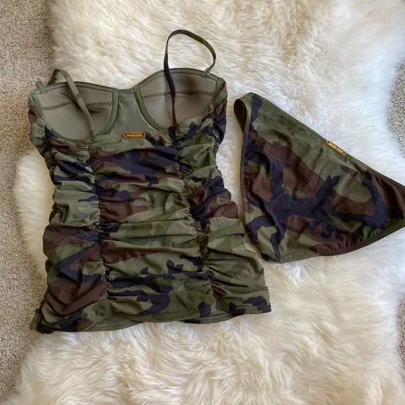 ‼️NWOT‼️ “MICHAEL KORS” TWO PIECE SWIM SUIT! - Picture 11 of 16